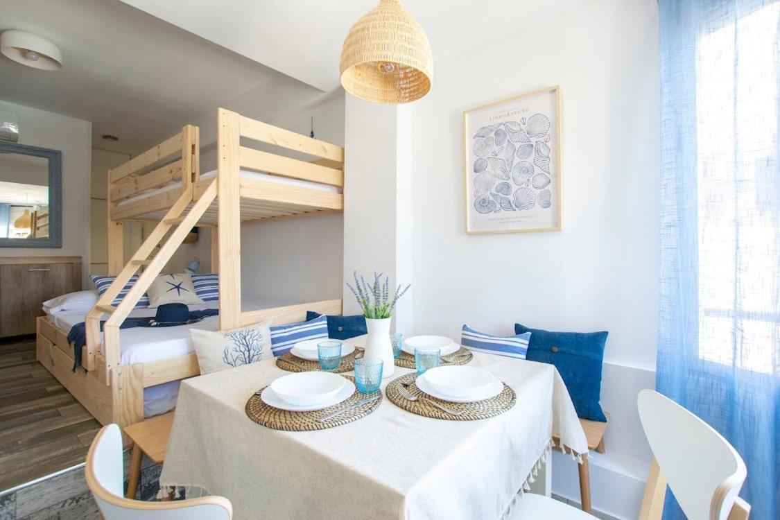 Apartbeach La Brisa Y Frente Playa ラ・ピネーダ エクステリア 写真