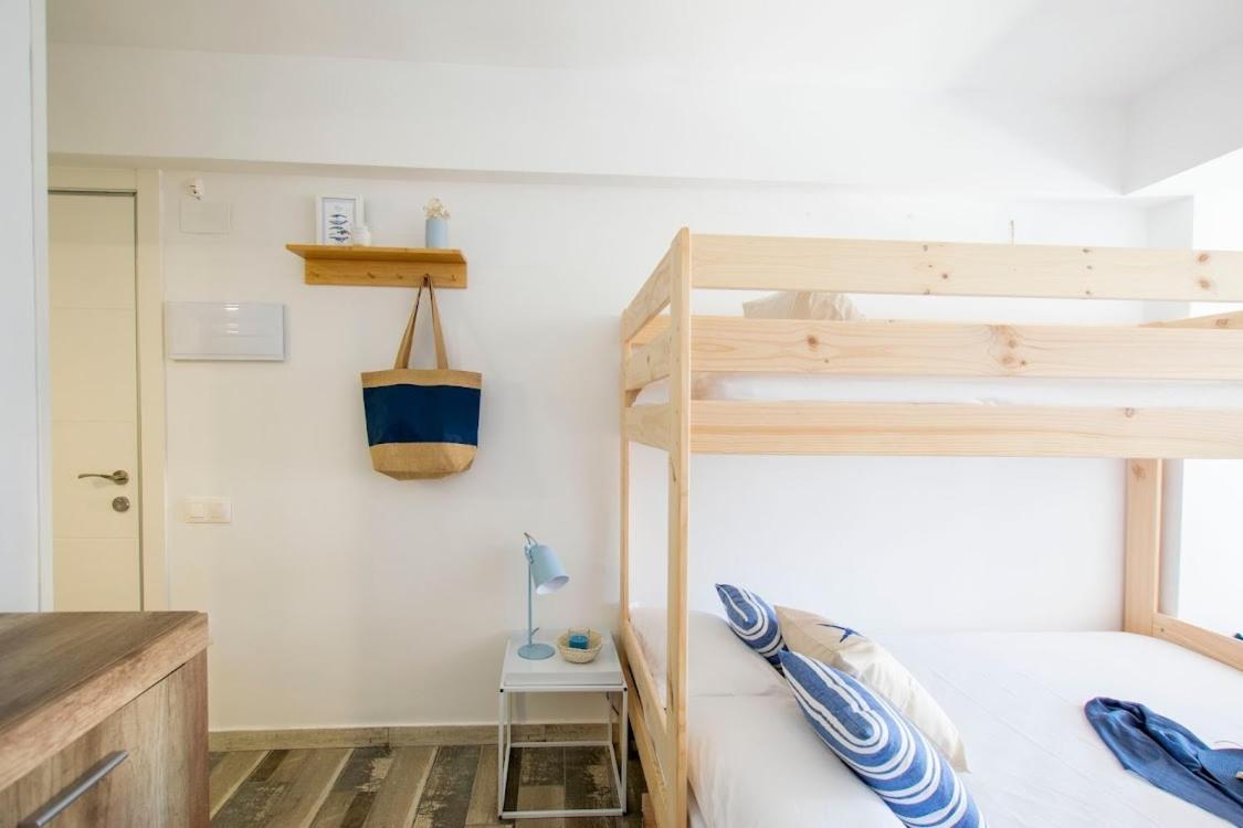Apartbeach La Brisa Y Frente Playa ラ・ピネーダ エクステリア 写真